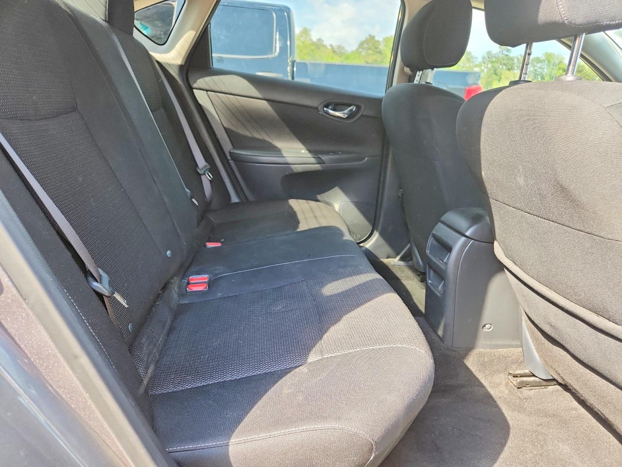 Nissan Sentra S