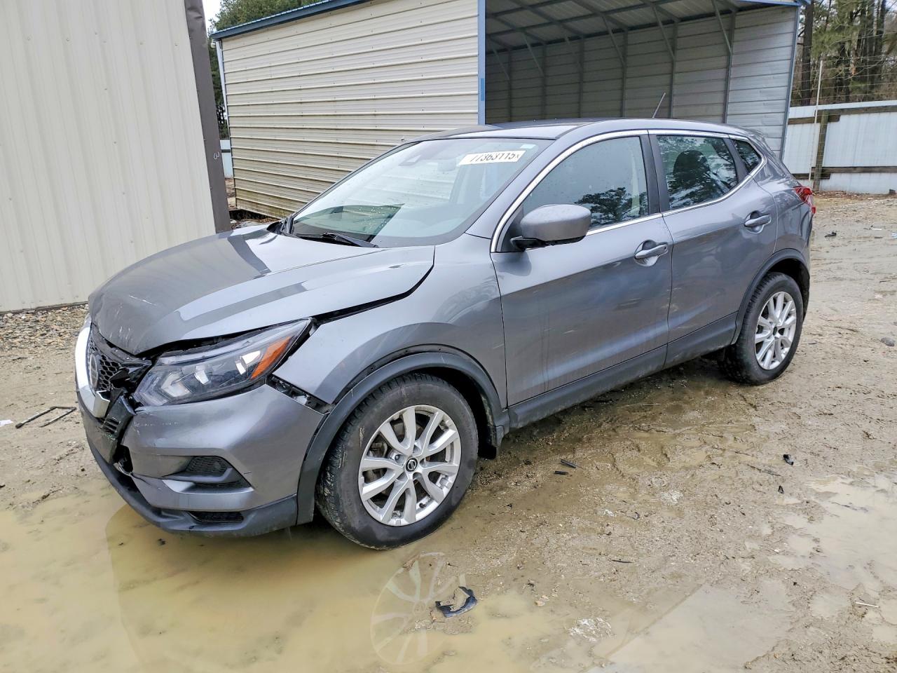 Salvage Nissan Rogue Image