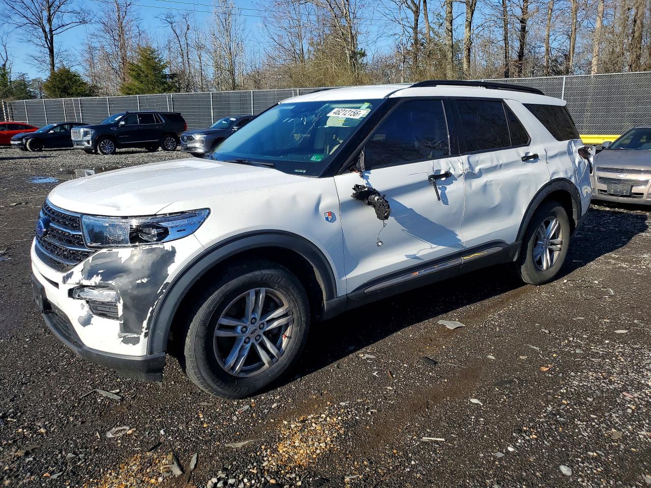 Salvage Ford Explorer Image