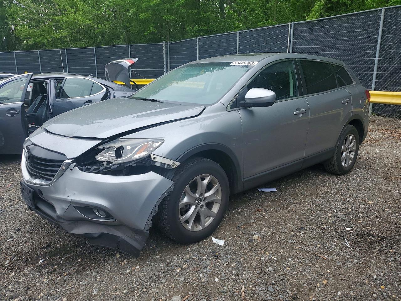 Salvage Mazda Cx Image
