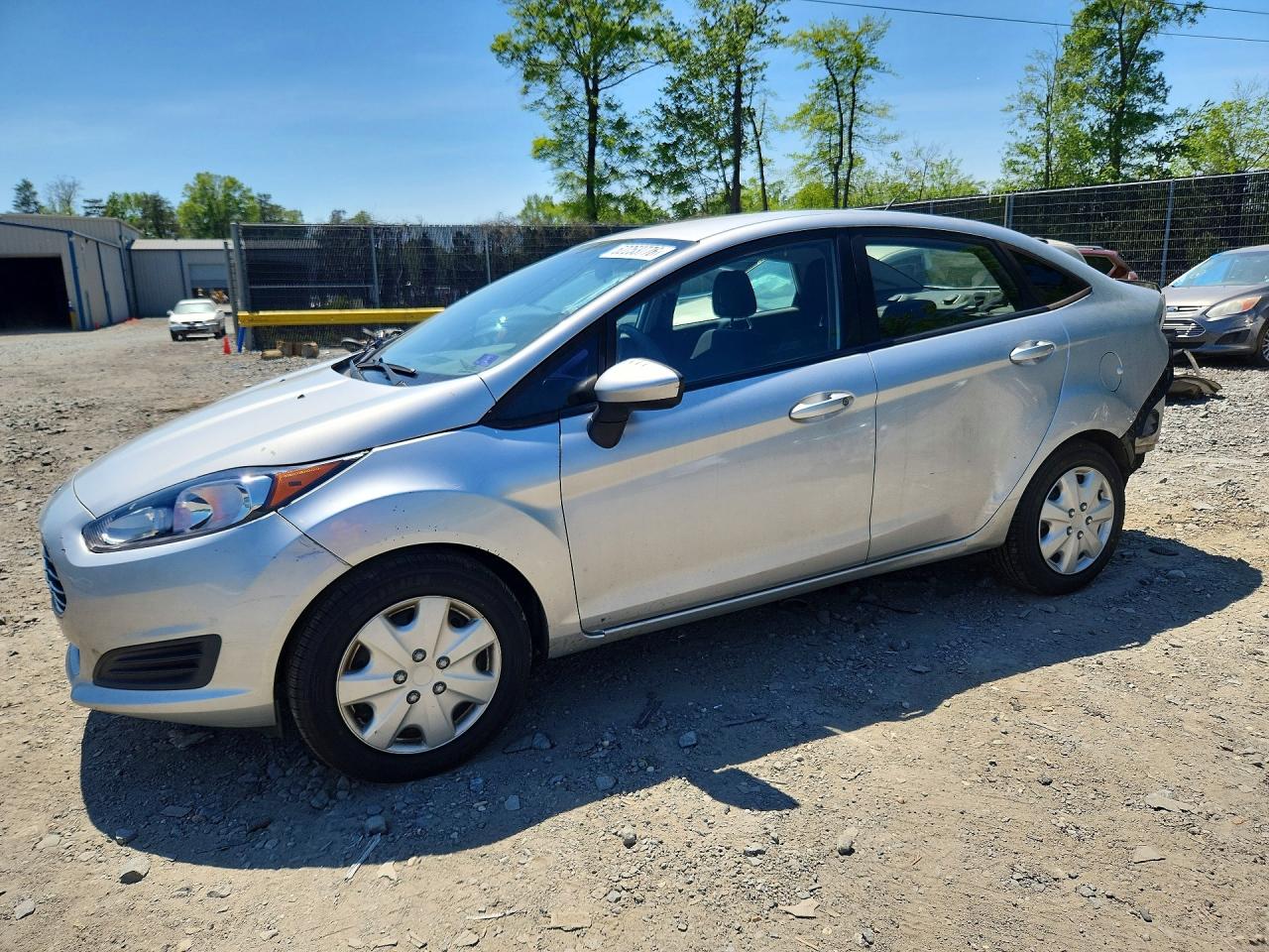 Salvage Ford Fiesta Image