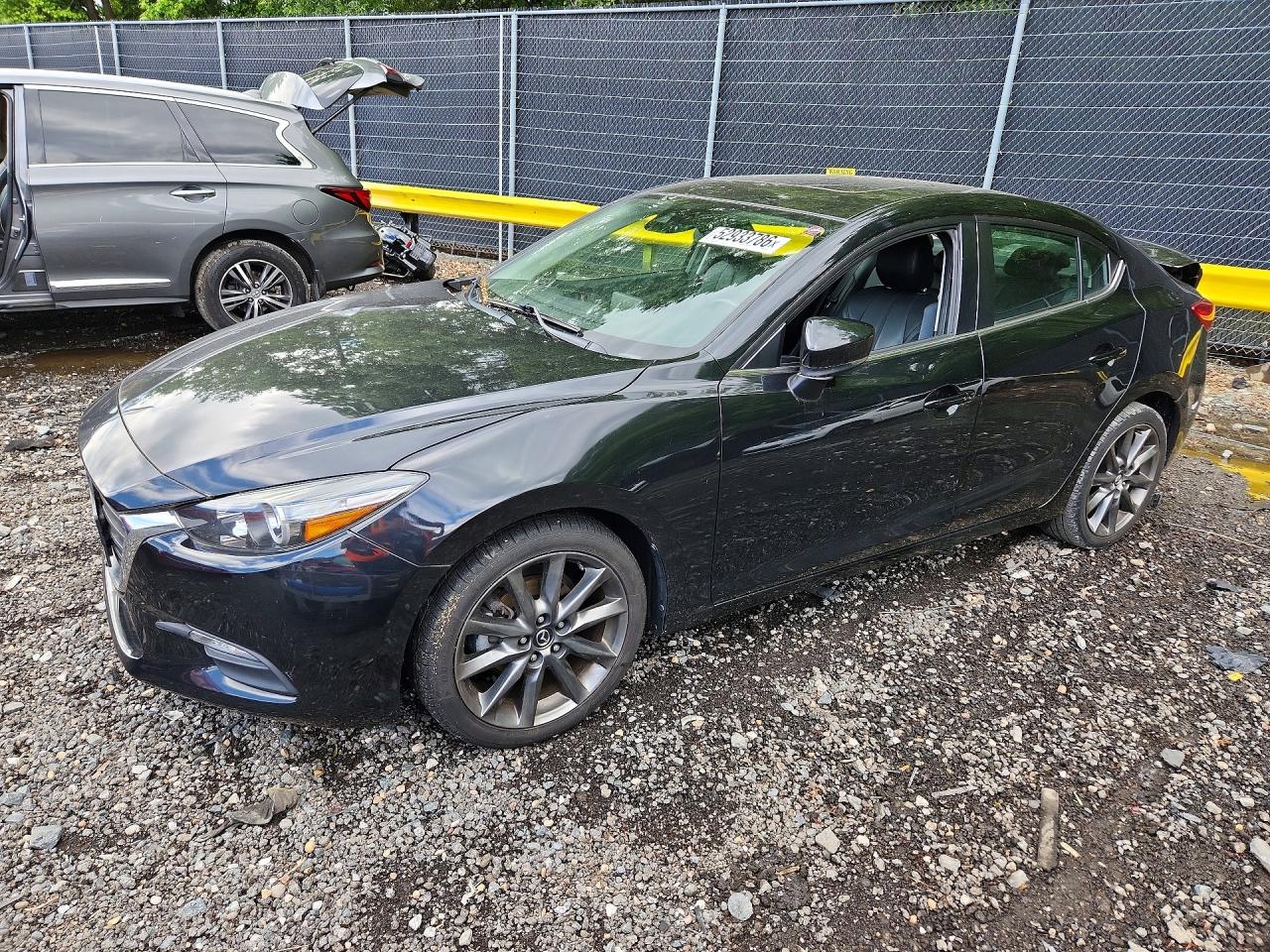 Salvage Mazda 3 Image