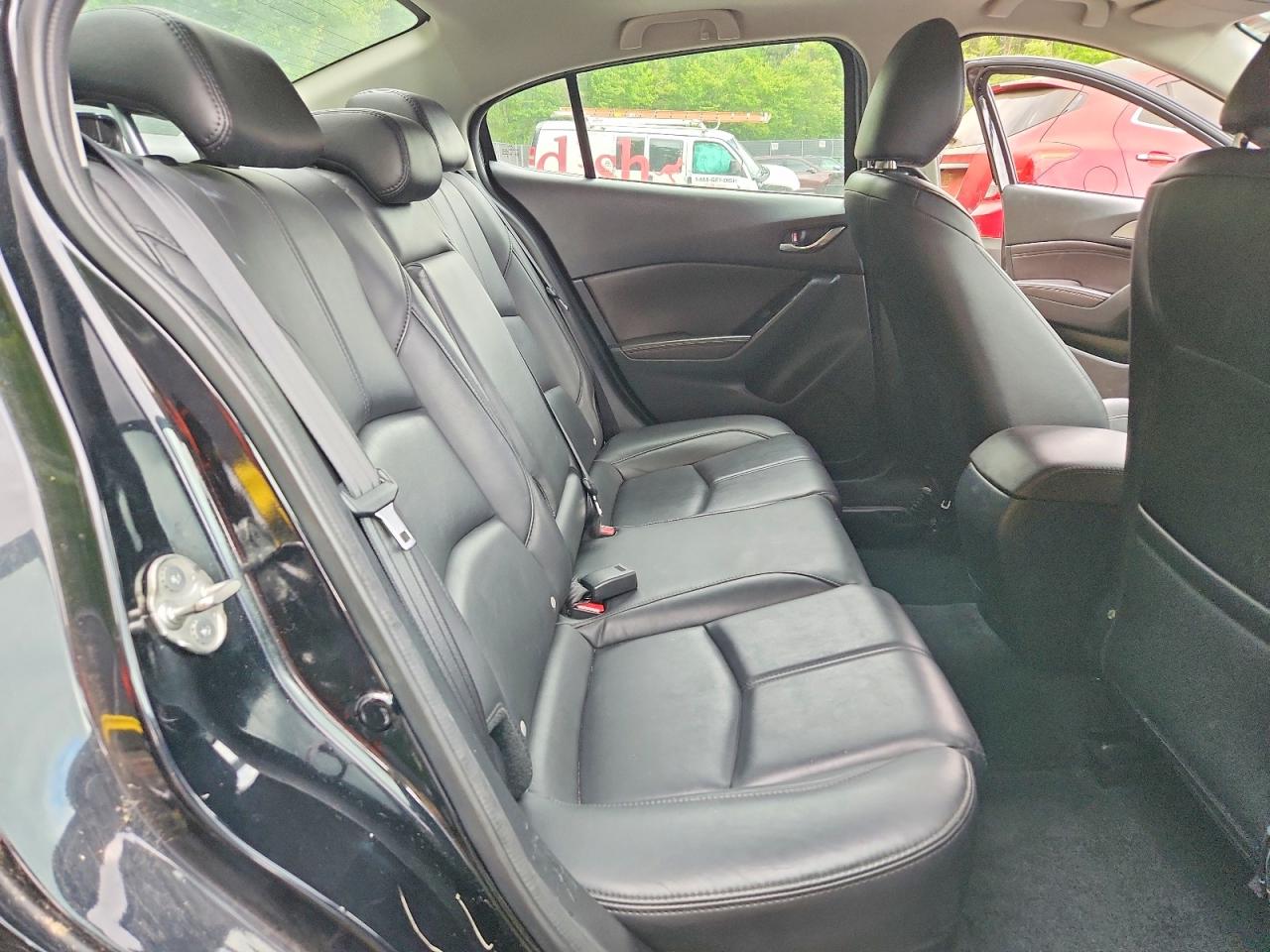 Mazda 3 Touring