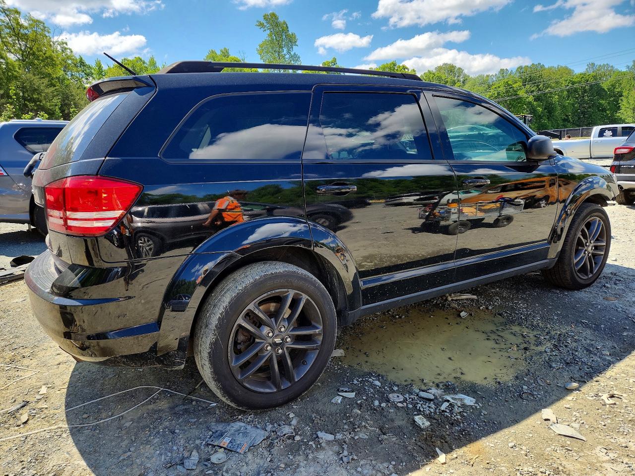 Dodge Journey Se