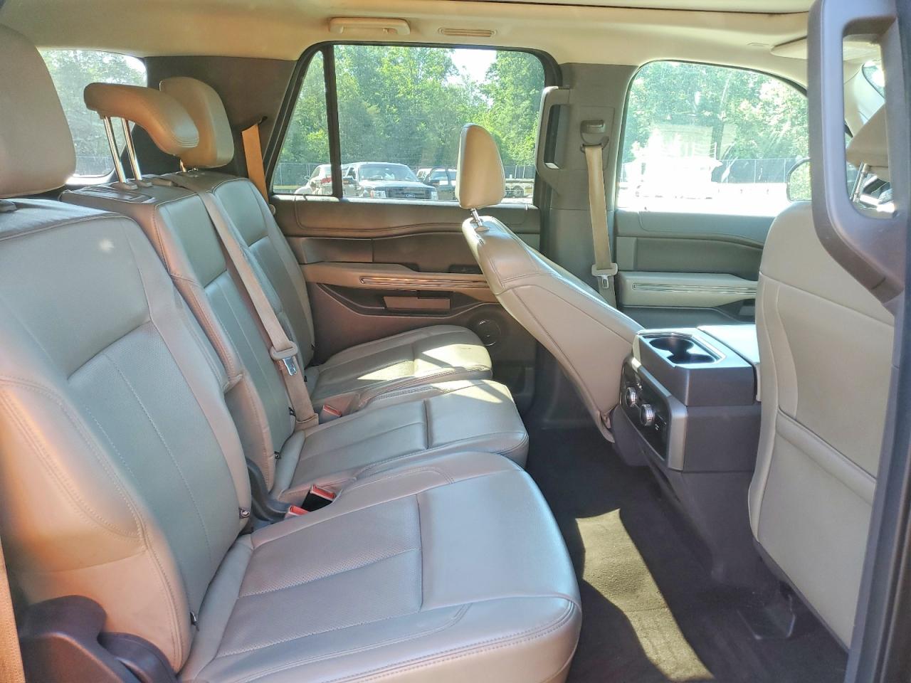 Ford Expedition Max Xlt