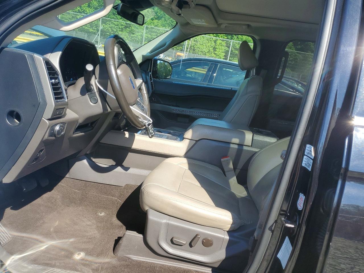 Ford Expedition Max Xlt