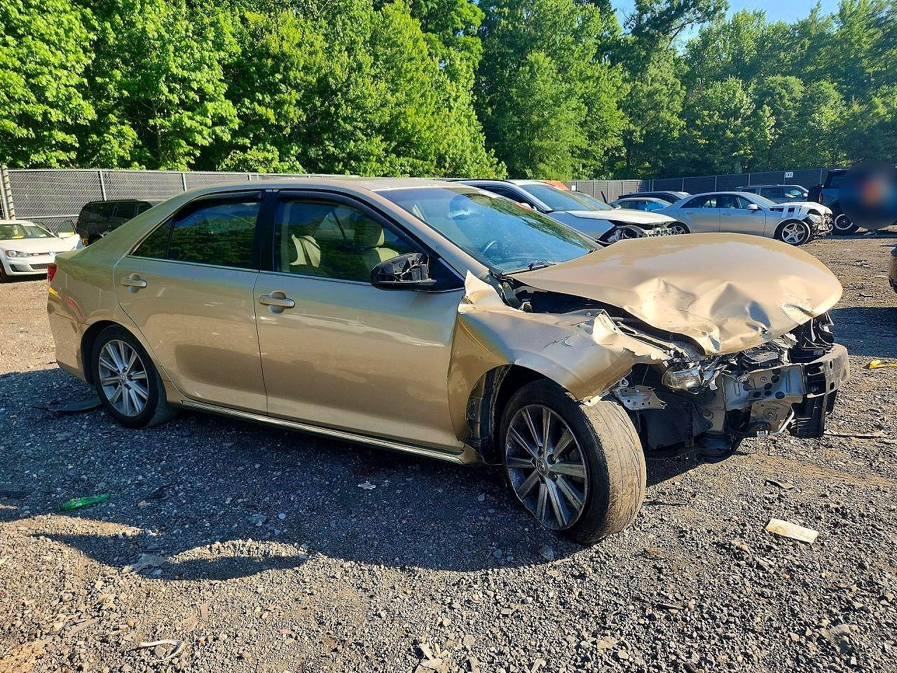 Toyota Camry Xle V6