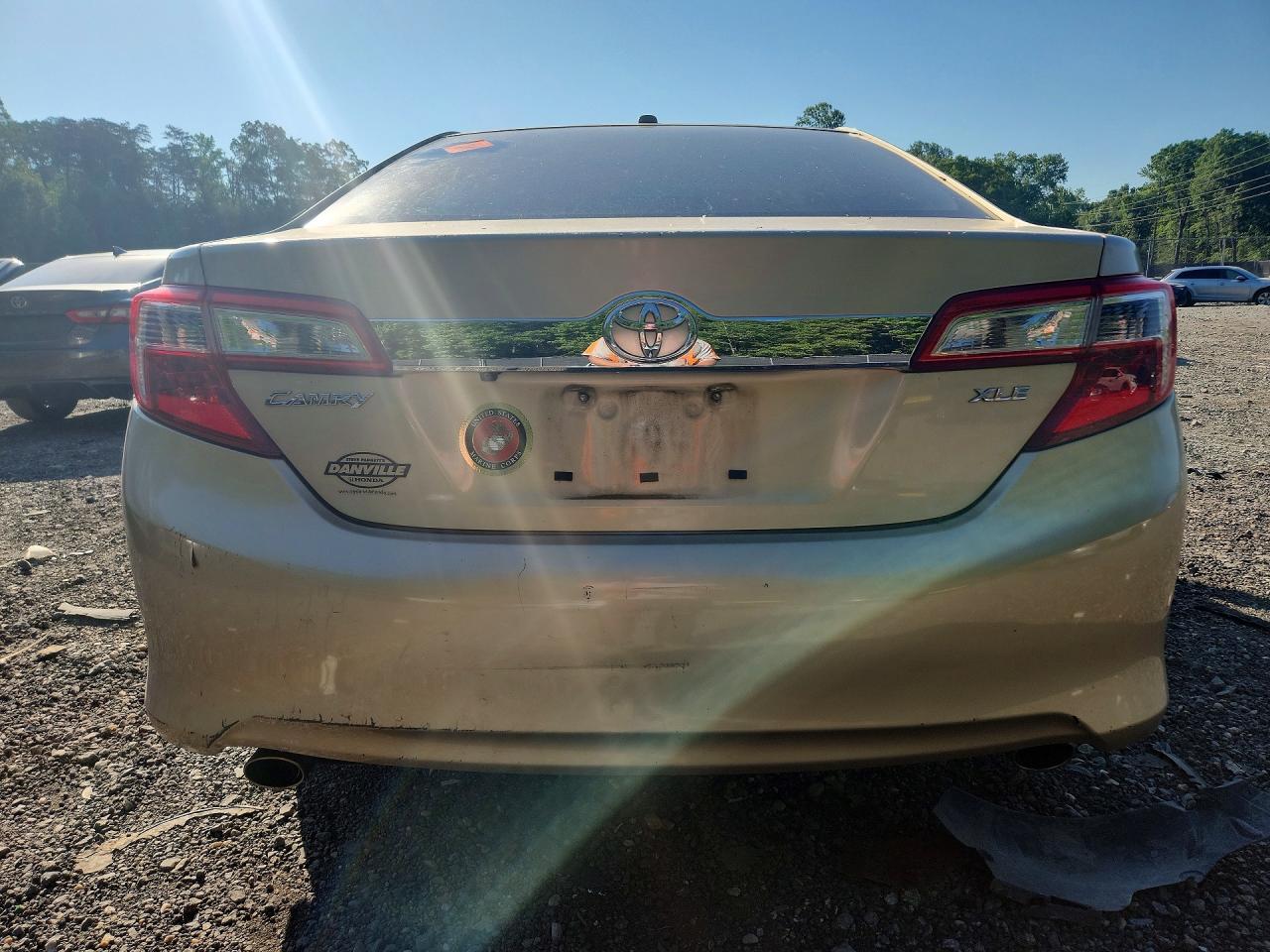 Toyota Camry Xle V6