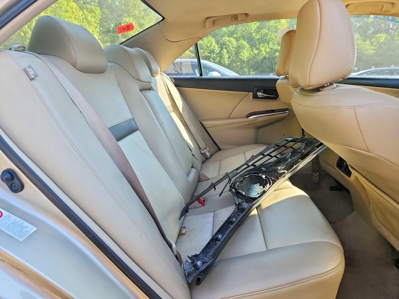 Toyota Camry Xle V6