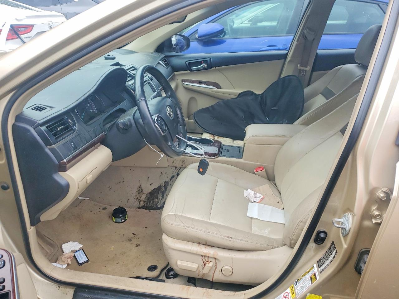 Toyota Camry Xle V6