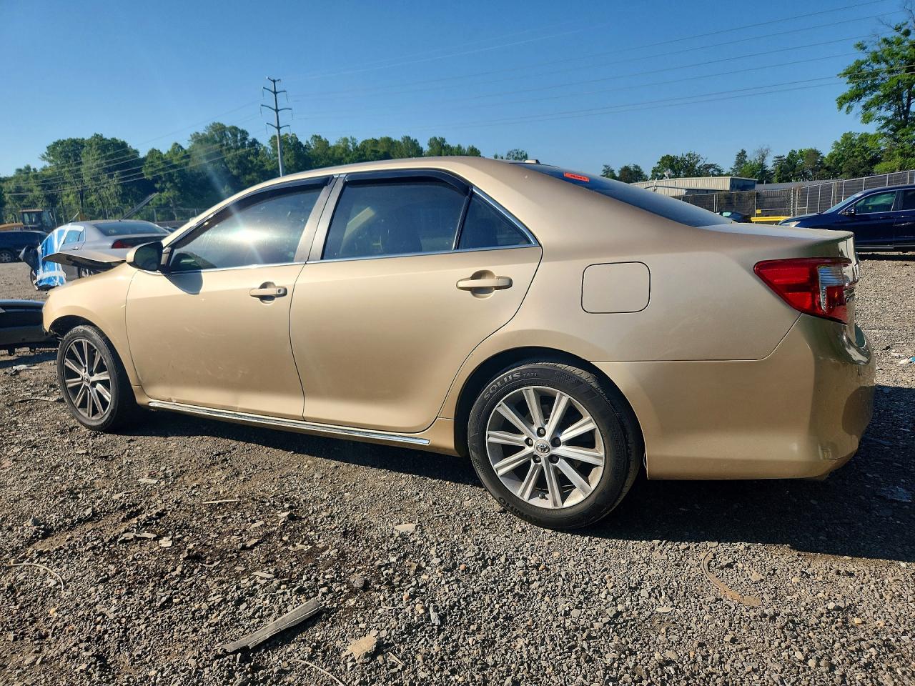 Toyota Camry Xle V6