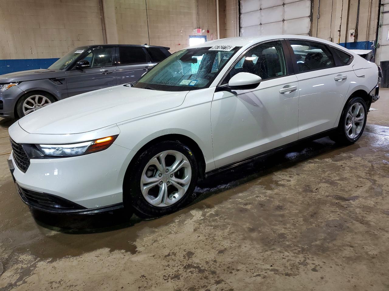 Salvage Honda Accord Image