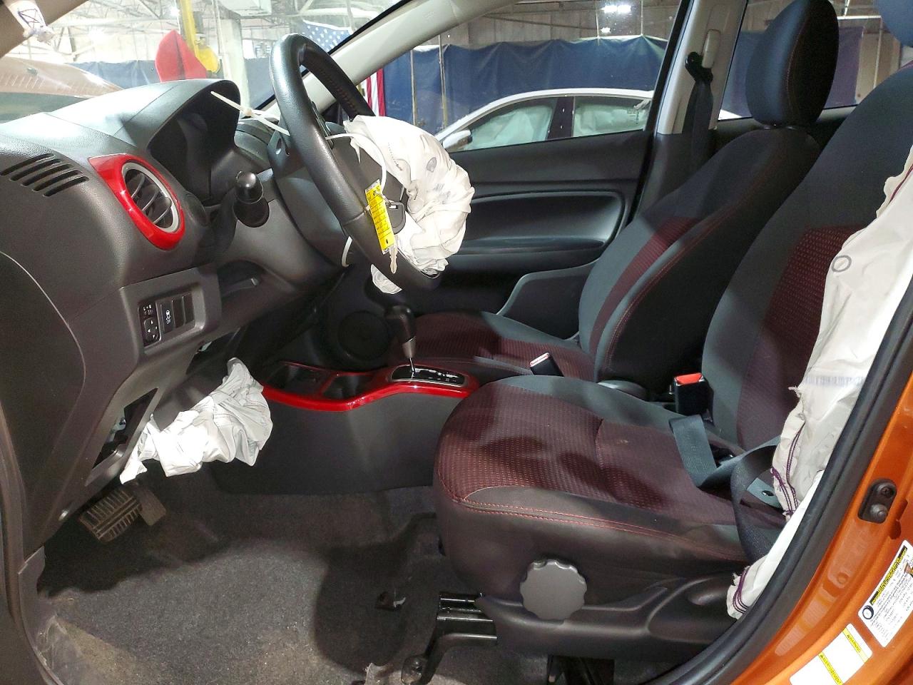 Mitsubishi Mirage Le