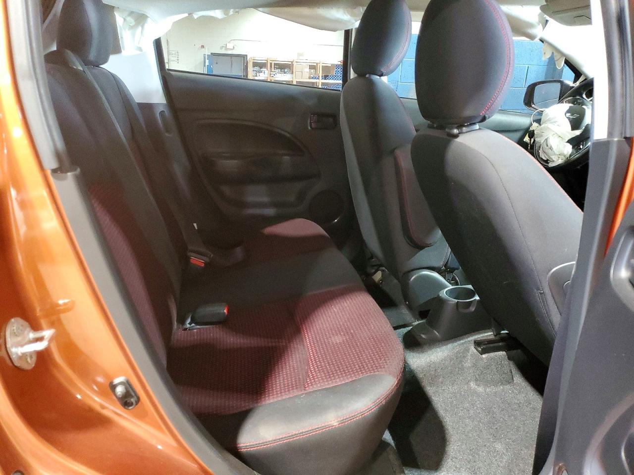 Mitsubishi Mirage Le