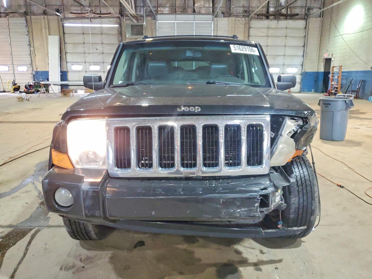Jeep Commander