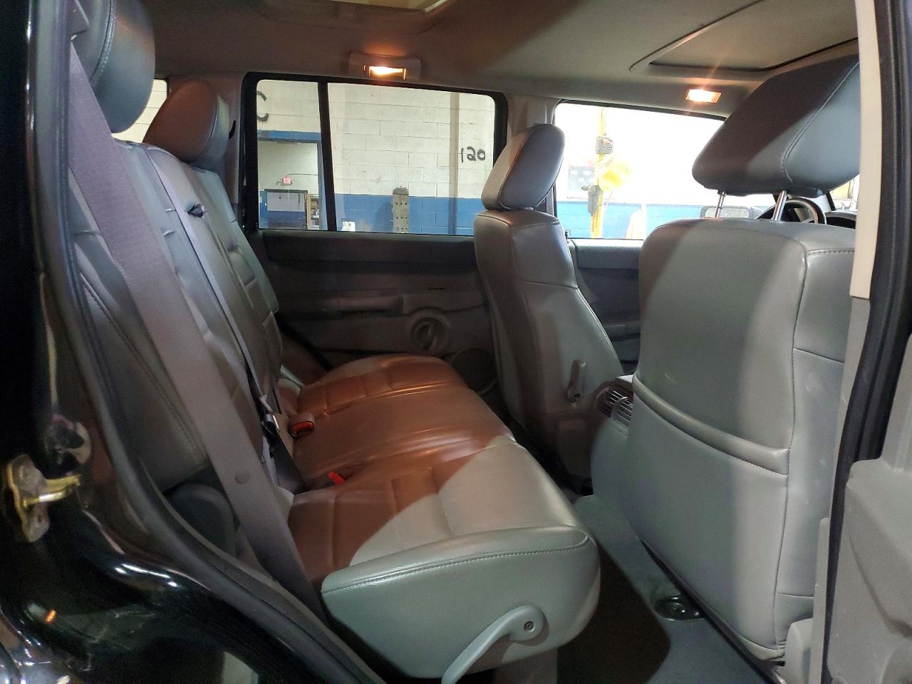 Jeep Commander