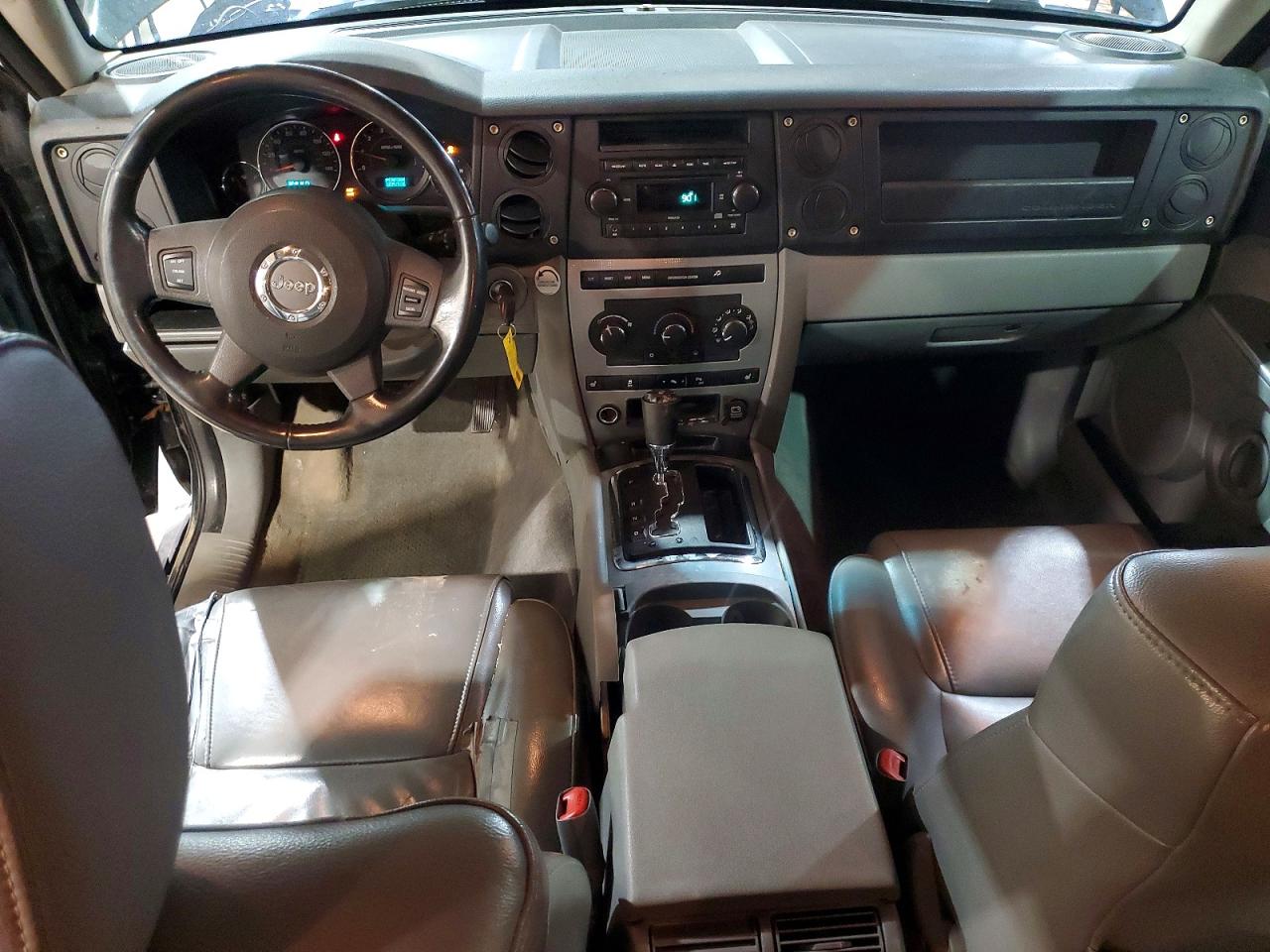 Jeep Commander