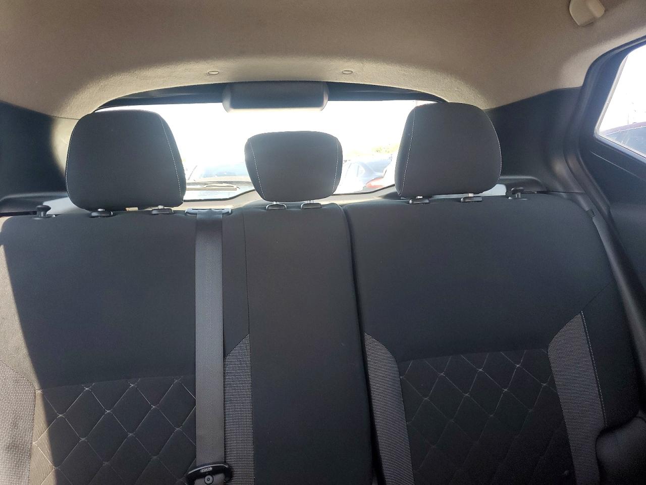 Nissan Kicks S