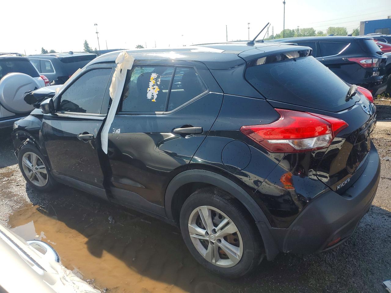Nissan Kicks S