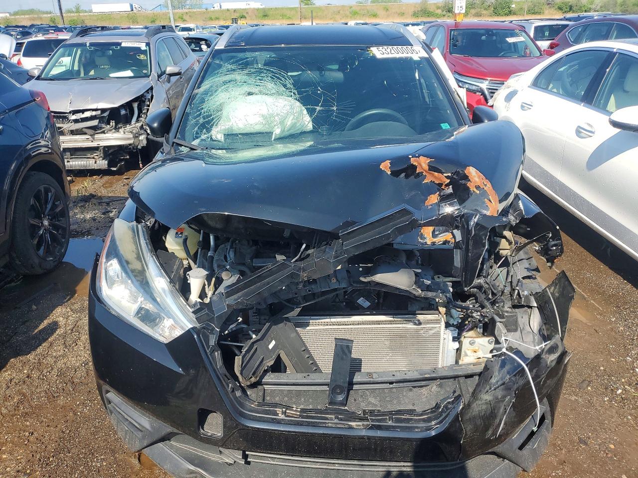 Nissan Kicks S