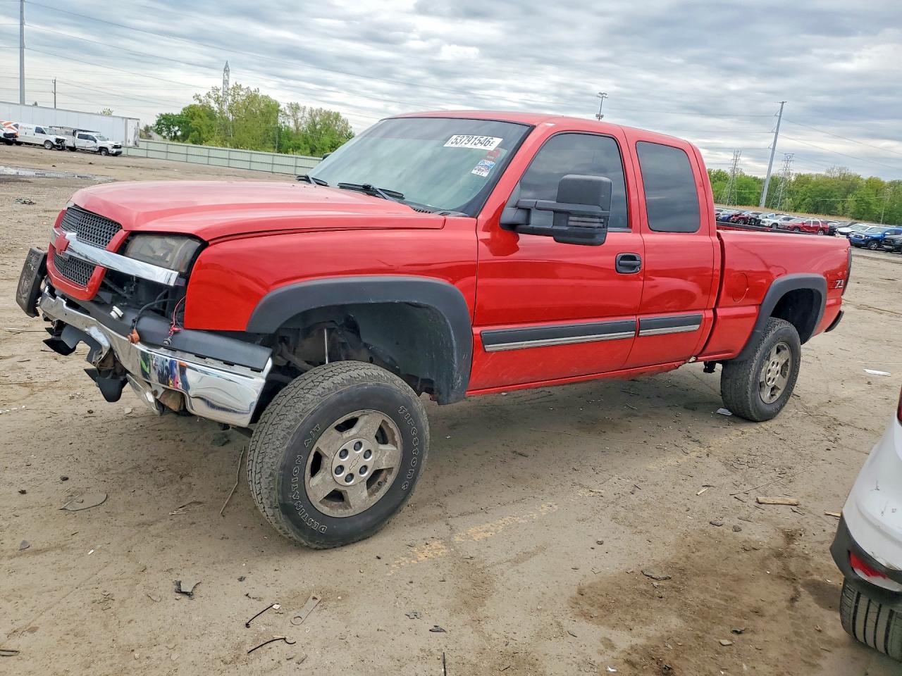 Salvage Chevrolet Silverado Image