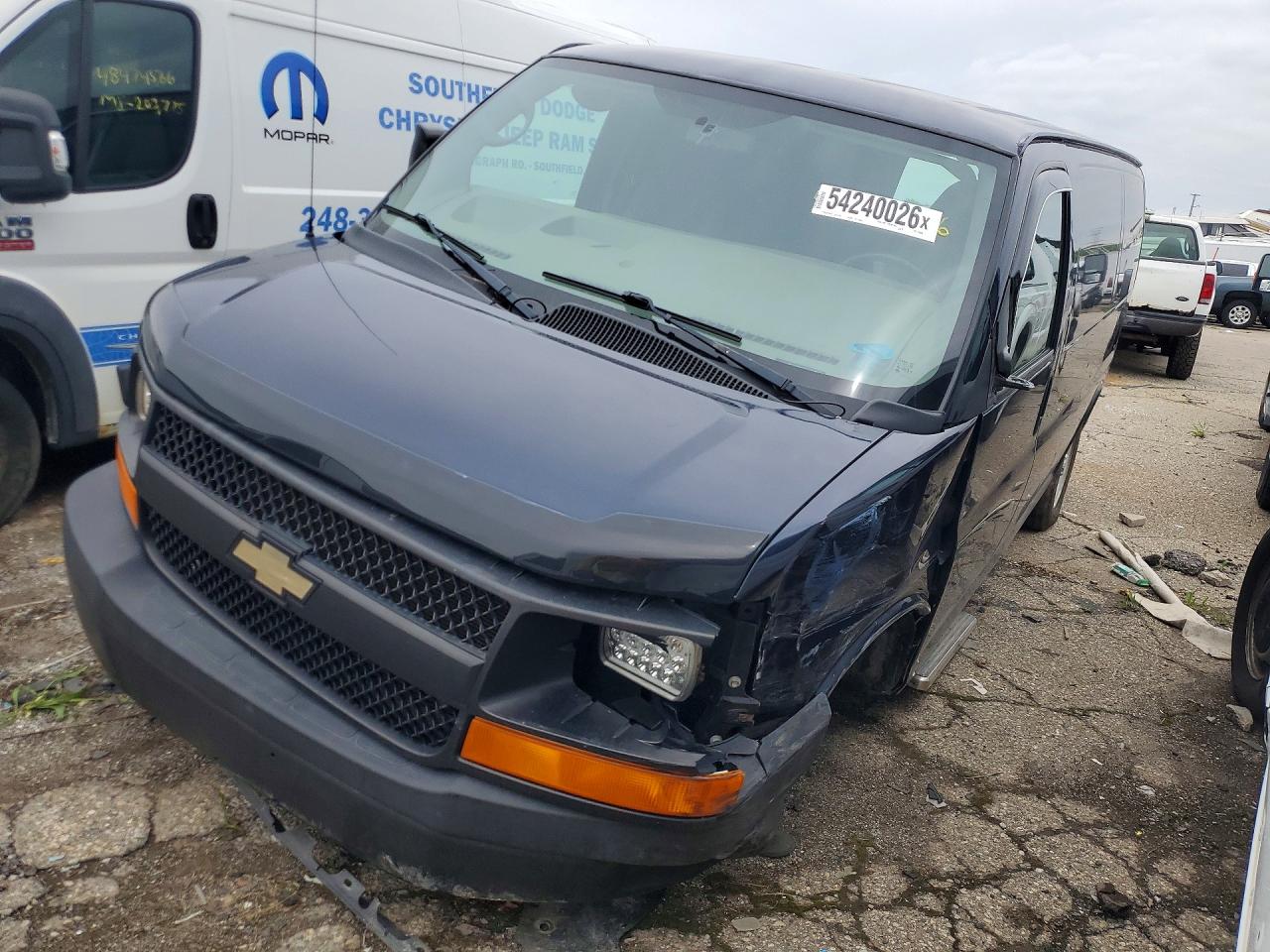 Salvage Chevrolet Express Image