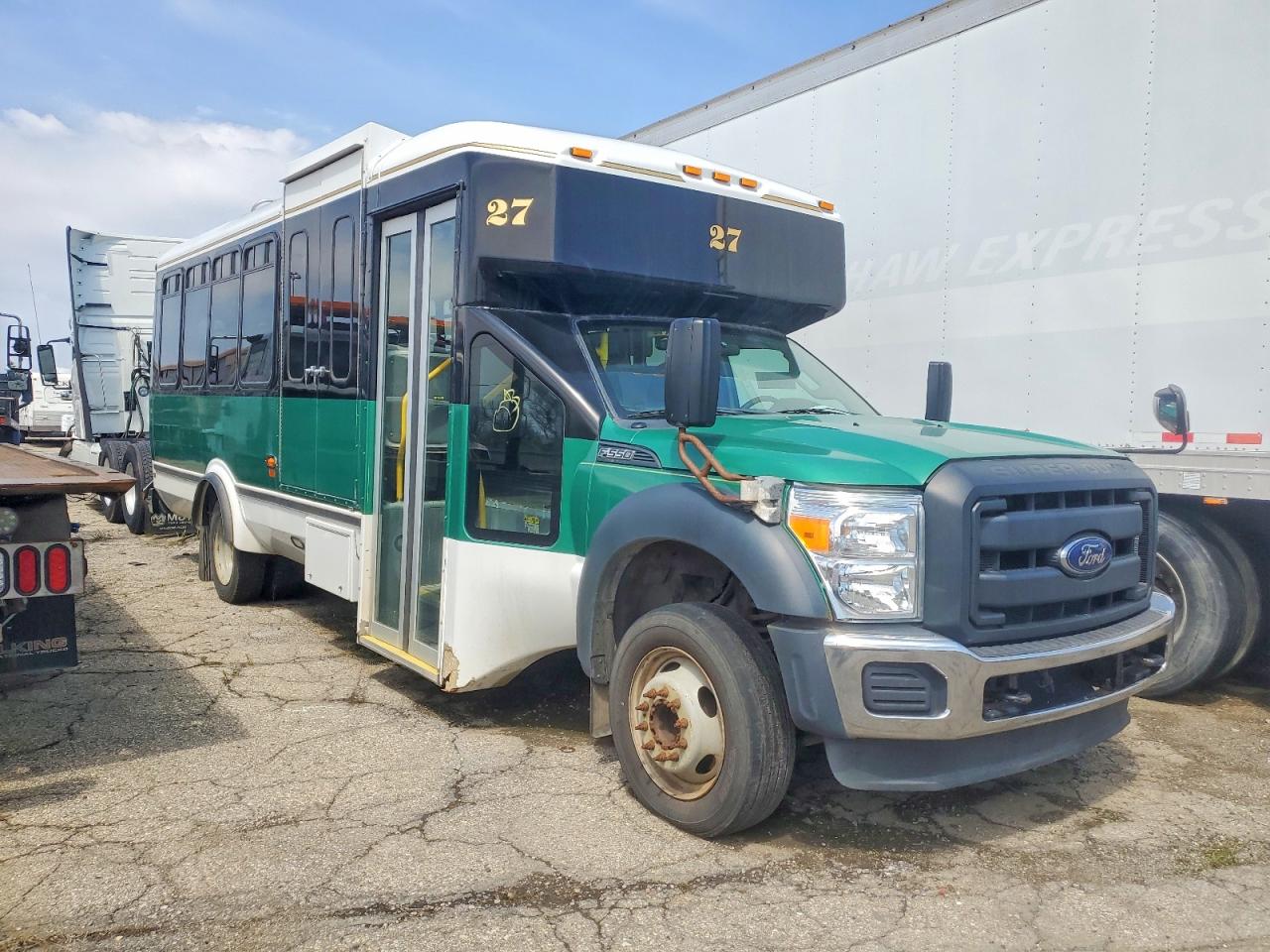 Ford F-550 Super Duty