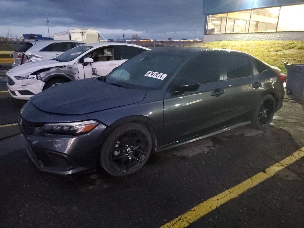 Salvage Honda Civic Image