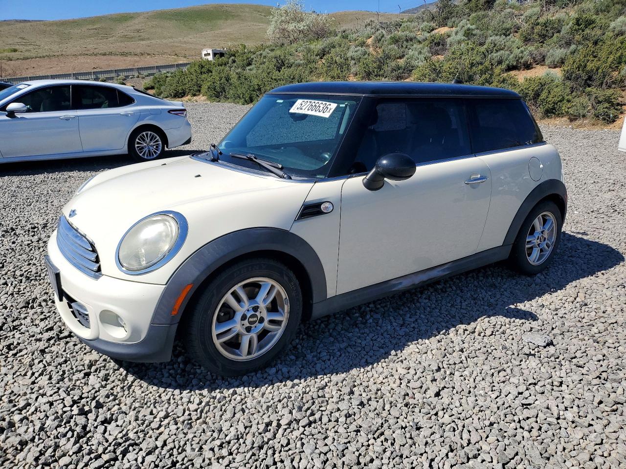 Salvage MINI Cooper Image