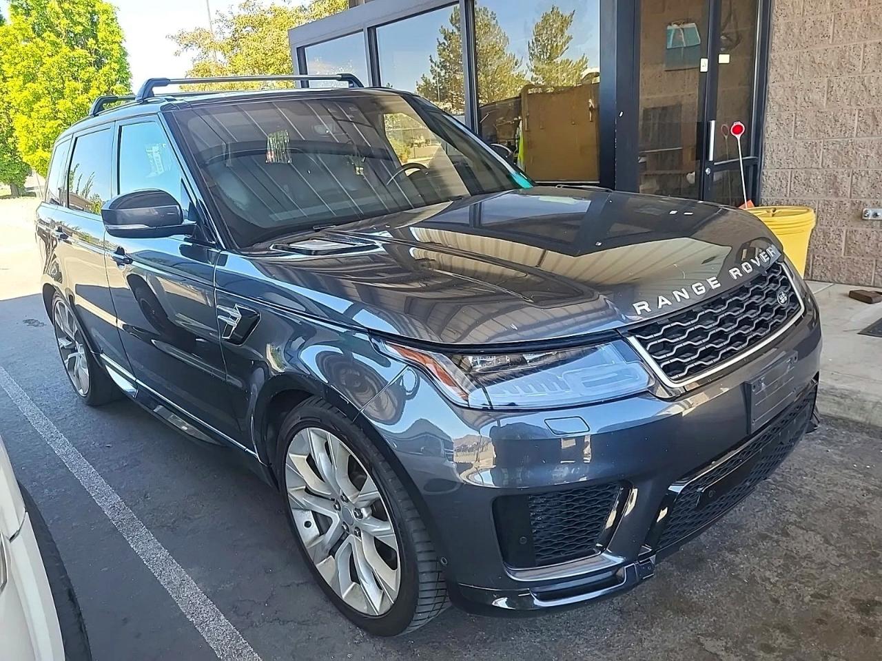 Salvage Land Rover Range Rover Image