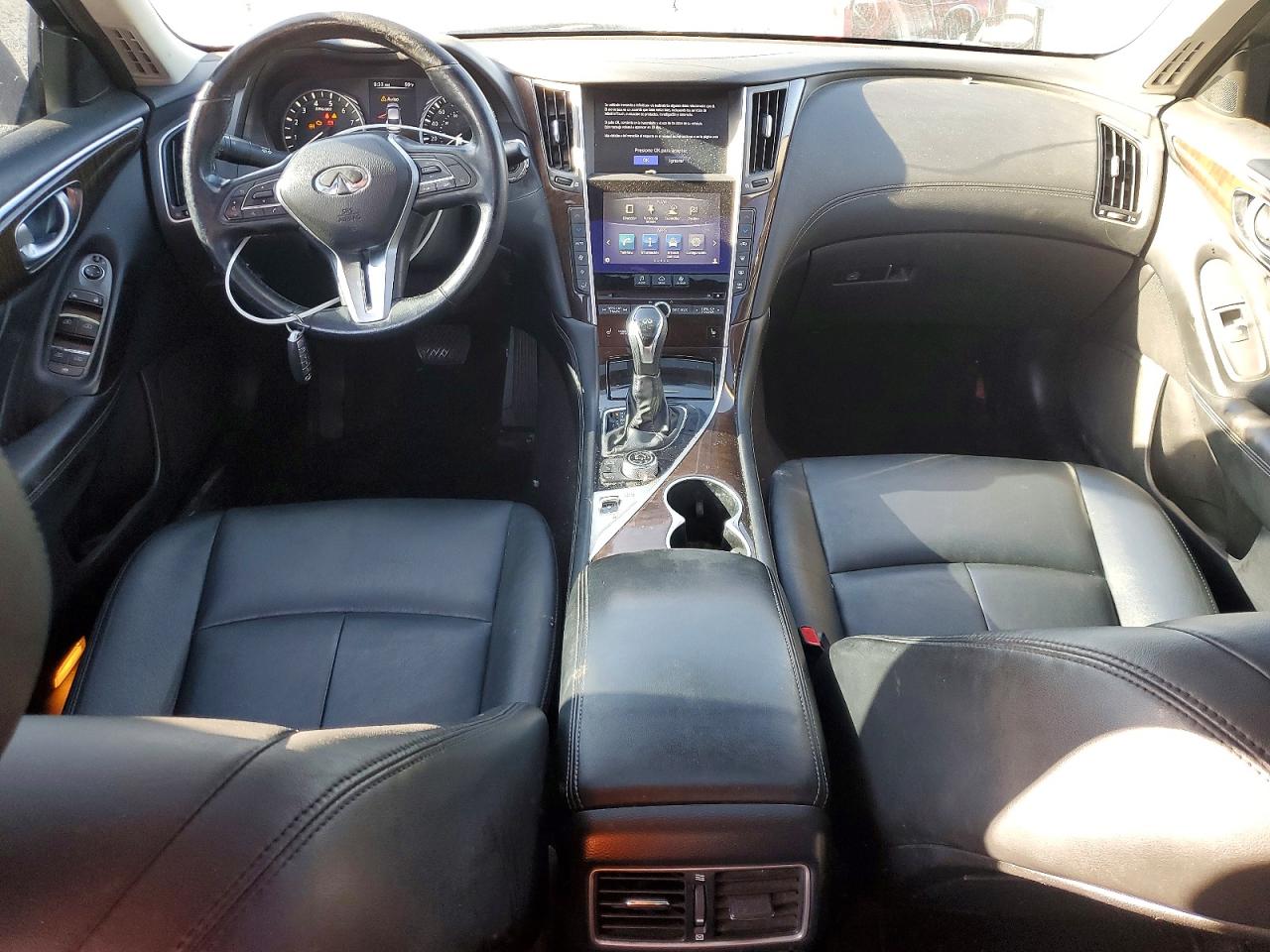INFINITI Q50 3.0t L 3.0t Luxe