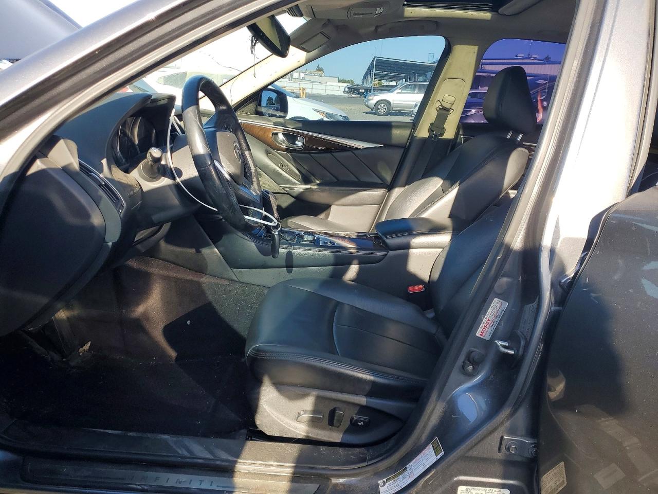 INFINITI Q50 3.0t L 3.0t Luxe