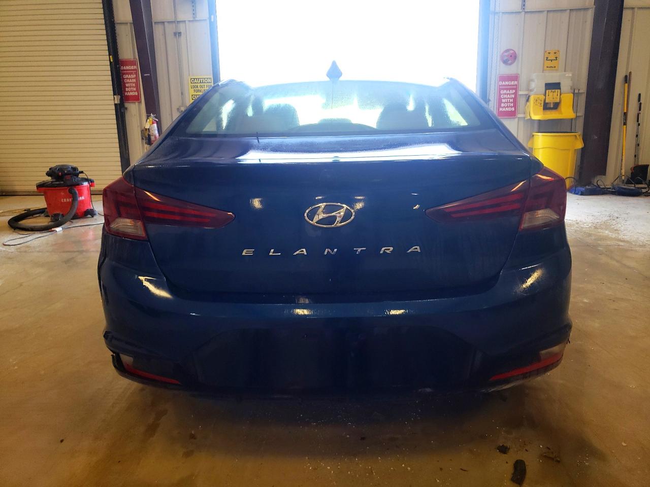 Hyundai ELANTRA Sel