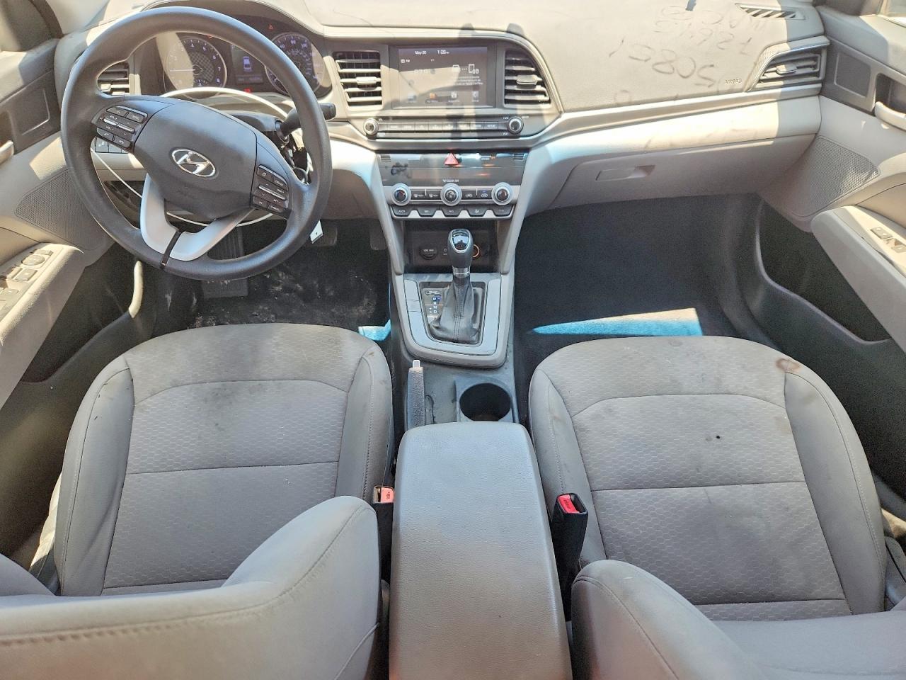 Hyundai ELANTRA Sel
