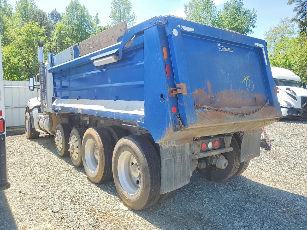 Kenworth T880