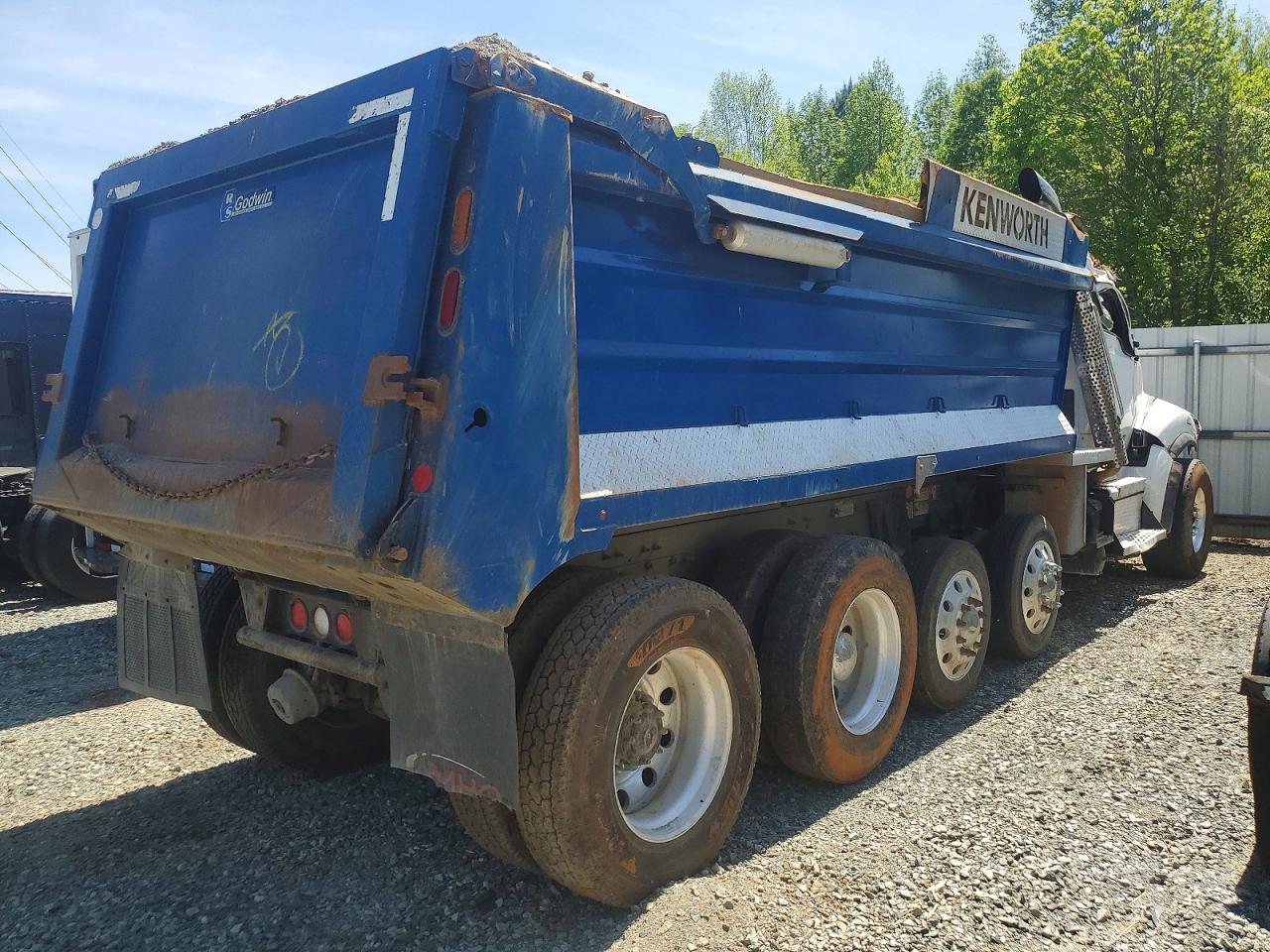 Kenworth T880