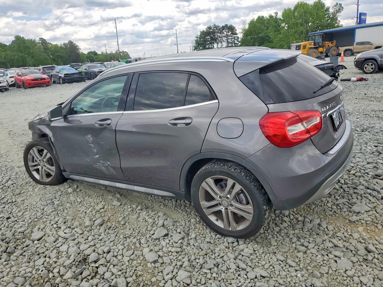 Mercedes-Benz GLA 250 4matic