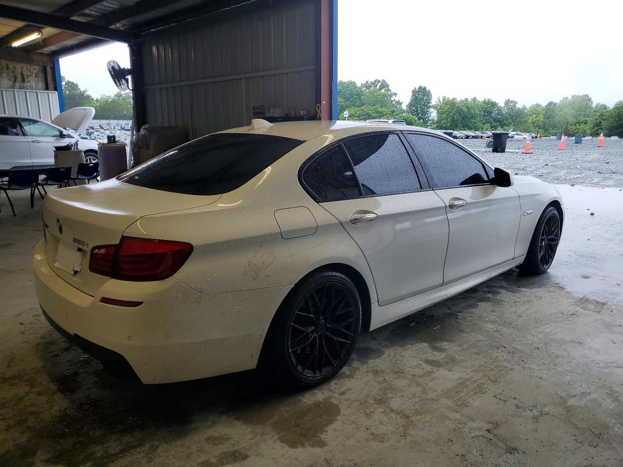 BMW 5 Series Xi