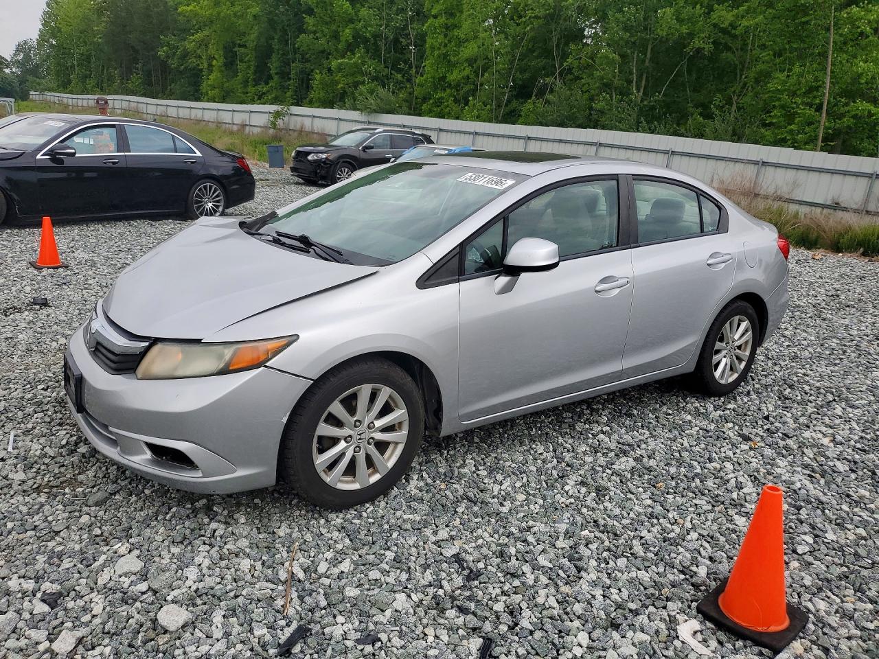 Salvage Honda Civic Image