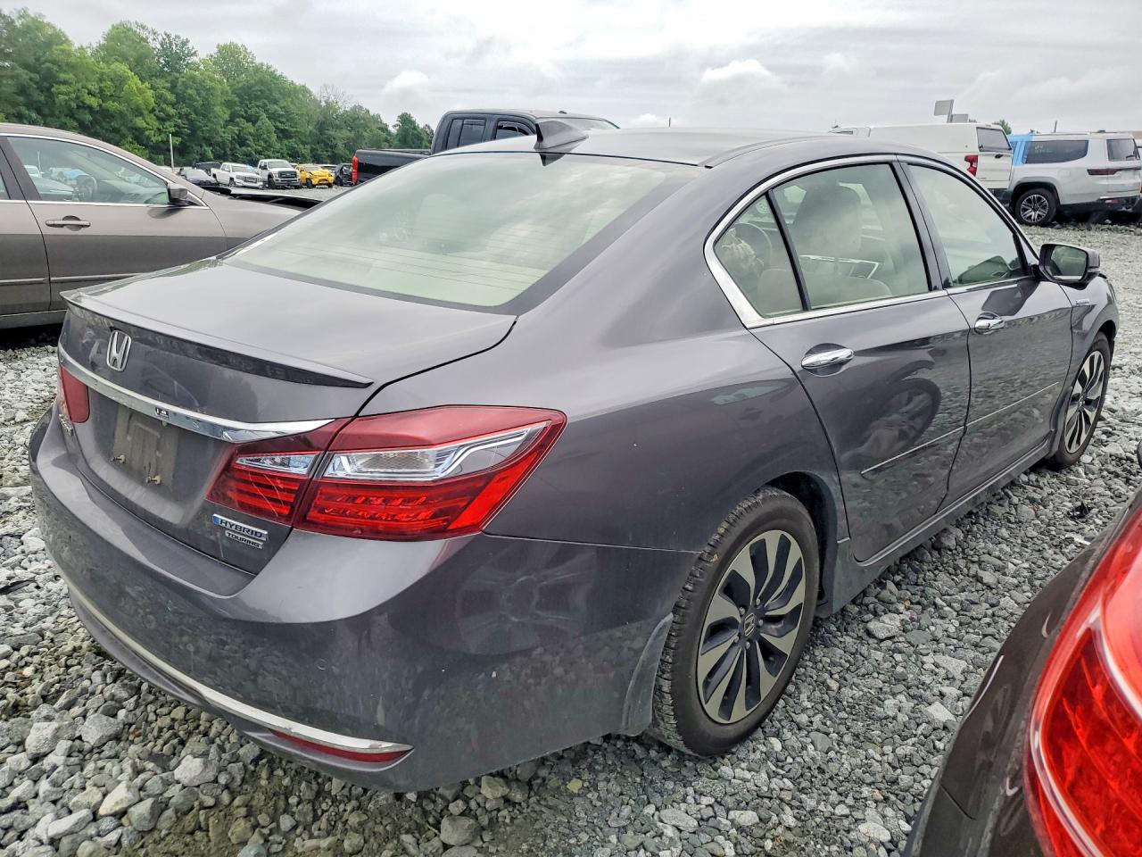 Honda Accord Touring Hybrid