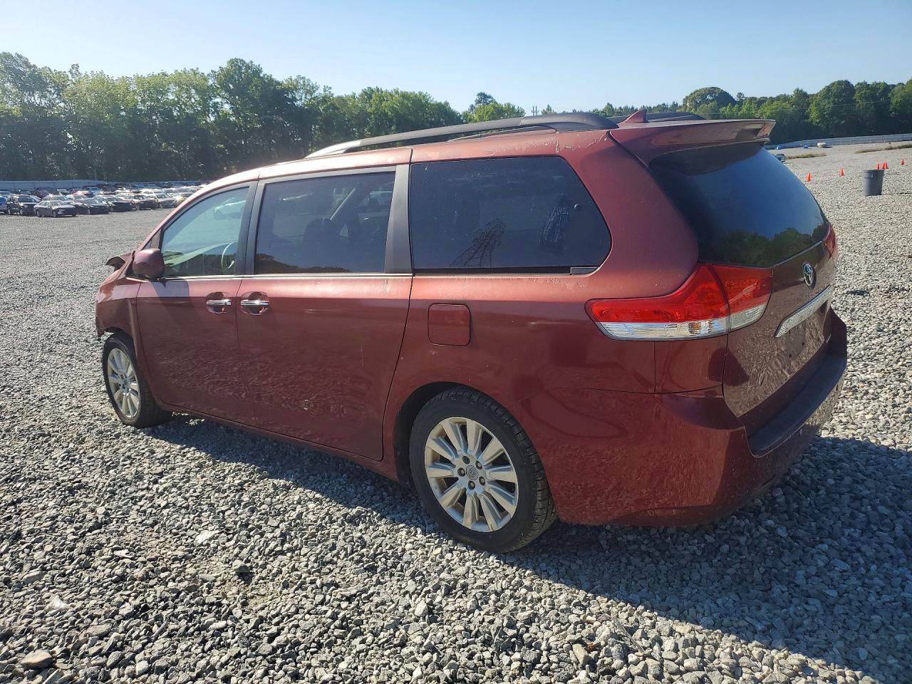Toyota Sienna Limited 7-passenger