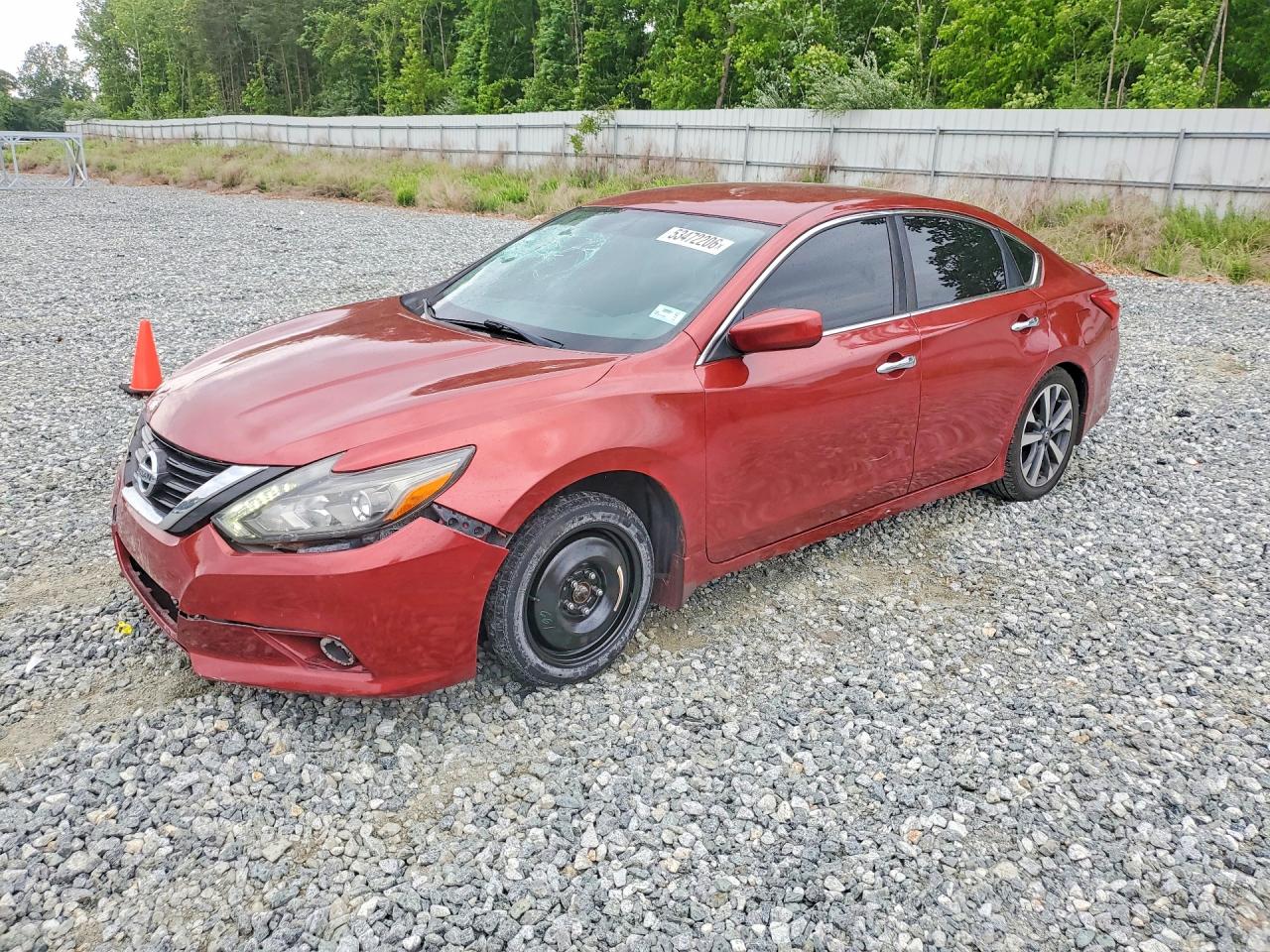 Salvage Nissan Altima Image
