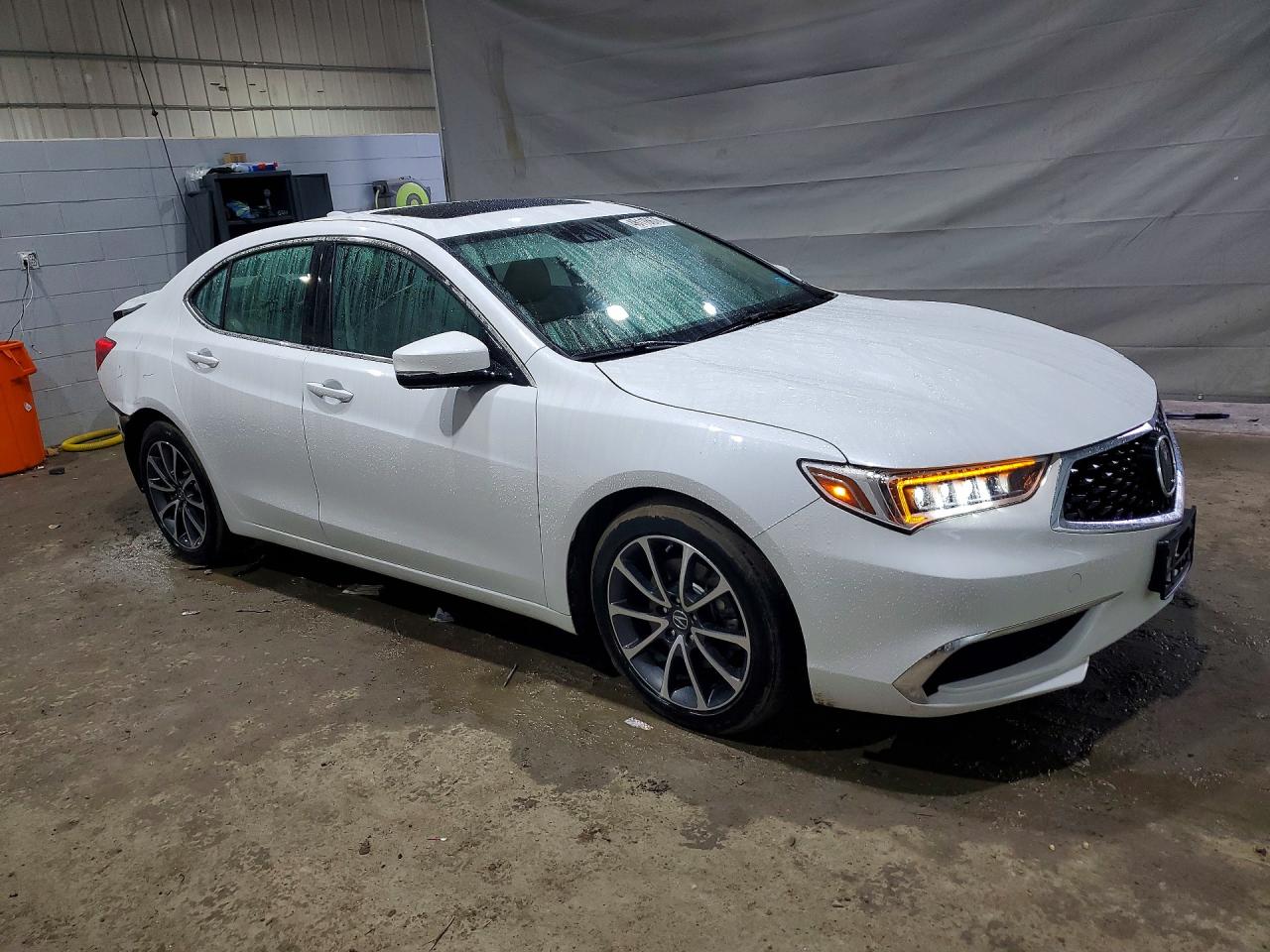 Acura TLX