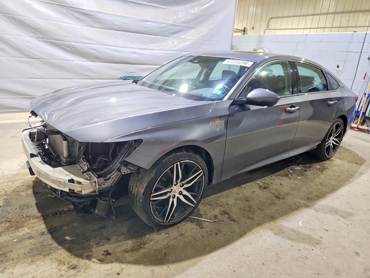 Salvage Honda Accord Image