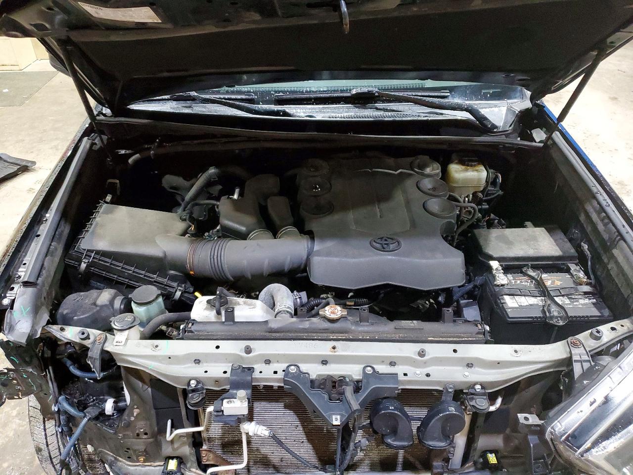 Toyota 4Runner Sr5