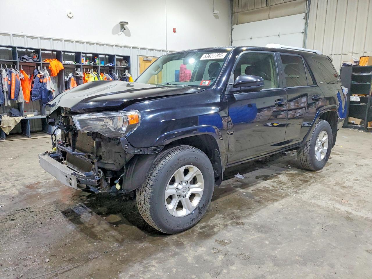 Salvage Toyota 4Runner Image