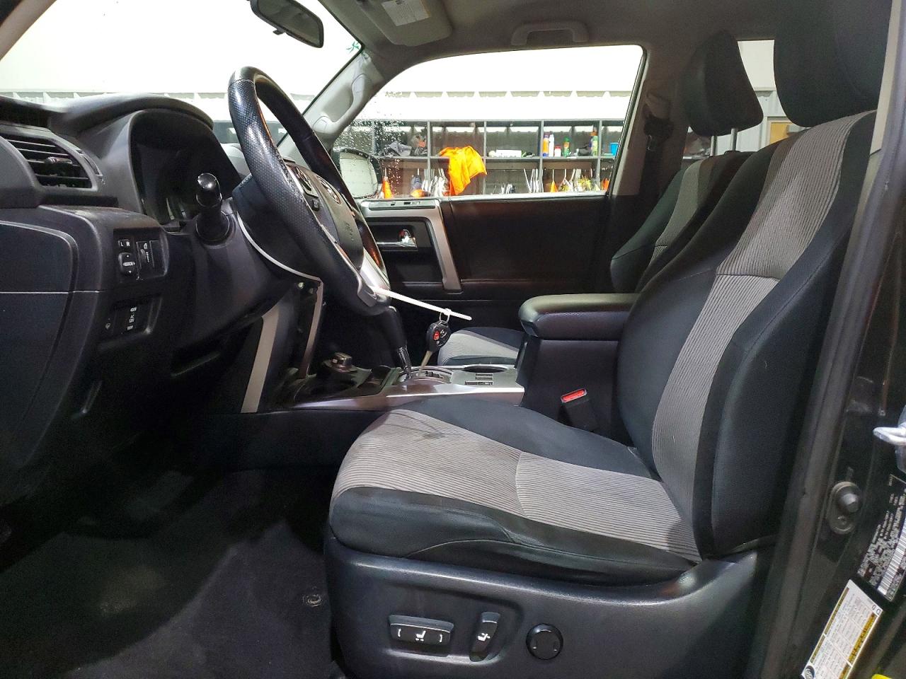 Toyota 4Runner Sr5