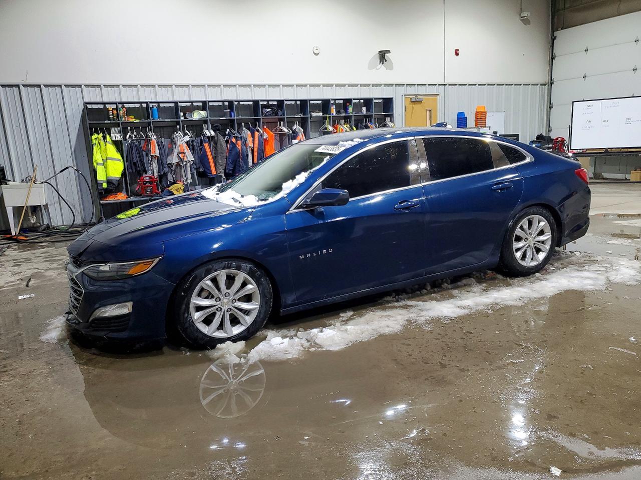 Salvage Chevrolet Malibu Image