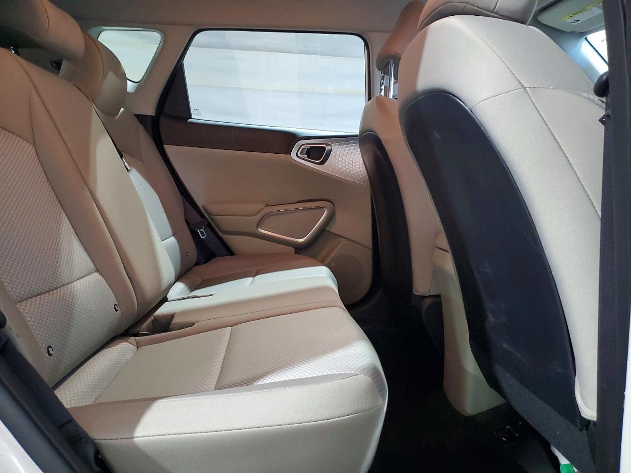 Kia Soul Lx