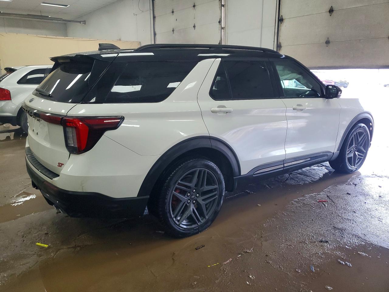 Ford Explorer St